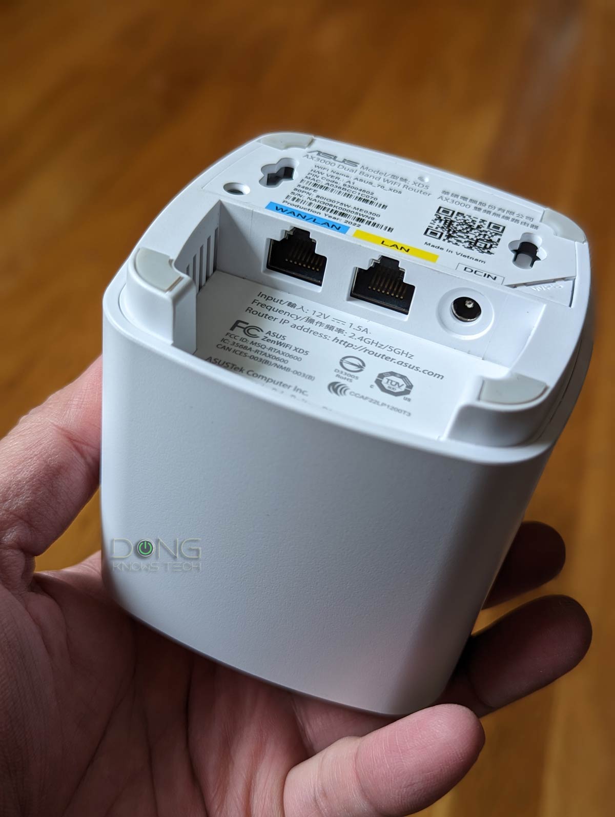 Asus ZenWifi XD5 Review (vs. ZenWifi XD4): A Solid and Improved Mini Mesh 13 Asus ZenWifi XD5 Ports