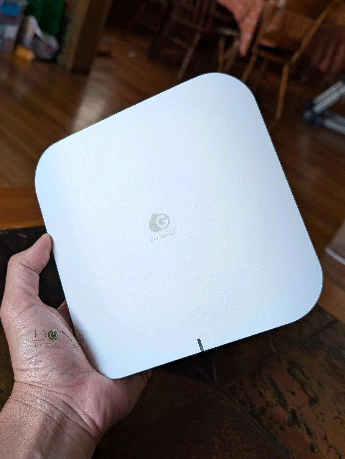 EnGenius ECW526 Wi-Fi 7 Access Point Review (vs. Zyxel NWA130BE): Reliable but Underwhelming 4 EnGenius ECW526 Top