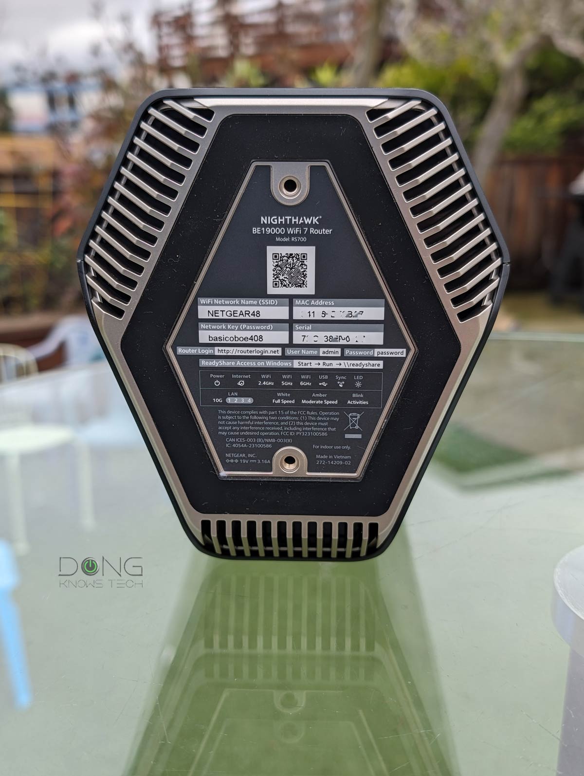 Nighthawk RS700S Review (vs. Asus RT-BE96U): A Top-Performance Wi-Fi 7 Contender 13 Netgear RS700S underside