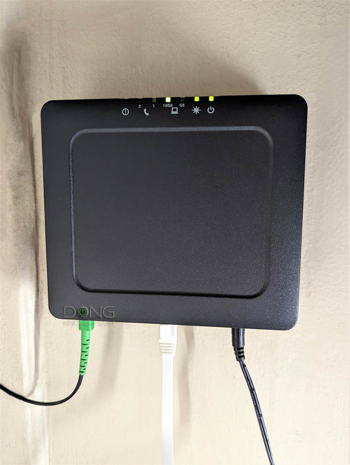 Tips on Getting High-Speed Internet: It's Fiber vs. Cable (Coaxial) or ONT vs. Modem 15 Sonic Fiber optic ONT