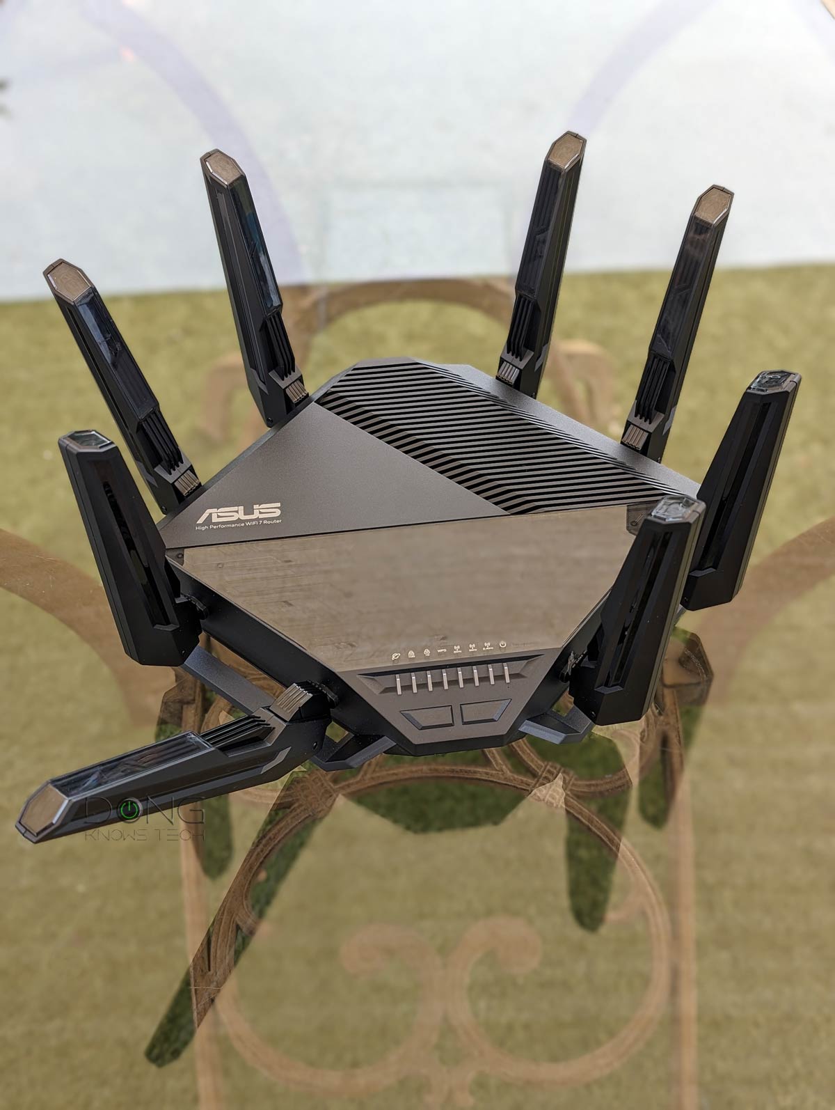Asus RT-BE96U Review: An Exciting AiMesh Router with Real Wi-Fi 7 5 The Asus RT-BE96U has a bunch of status lights on the front