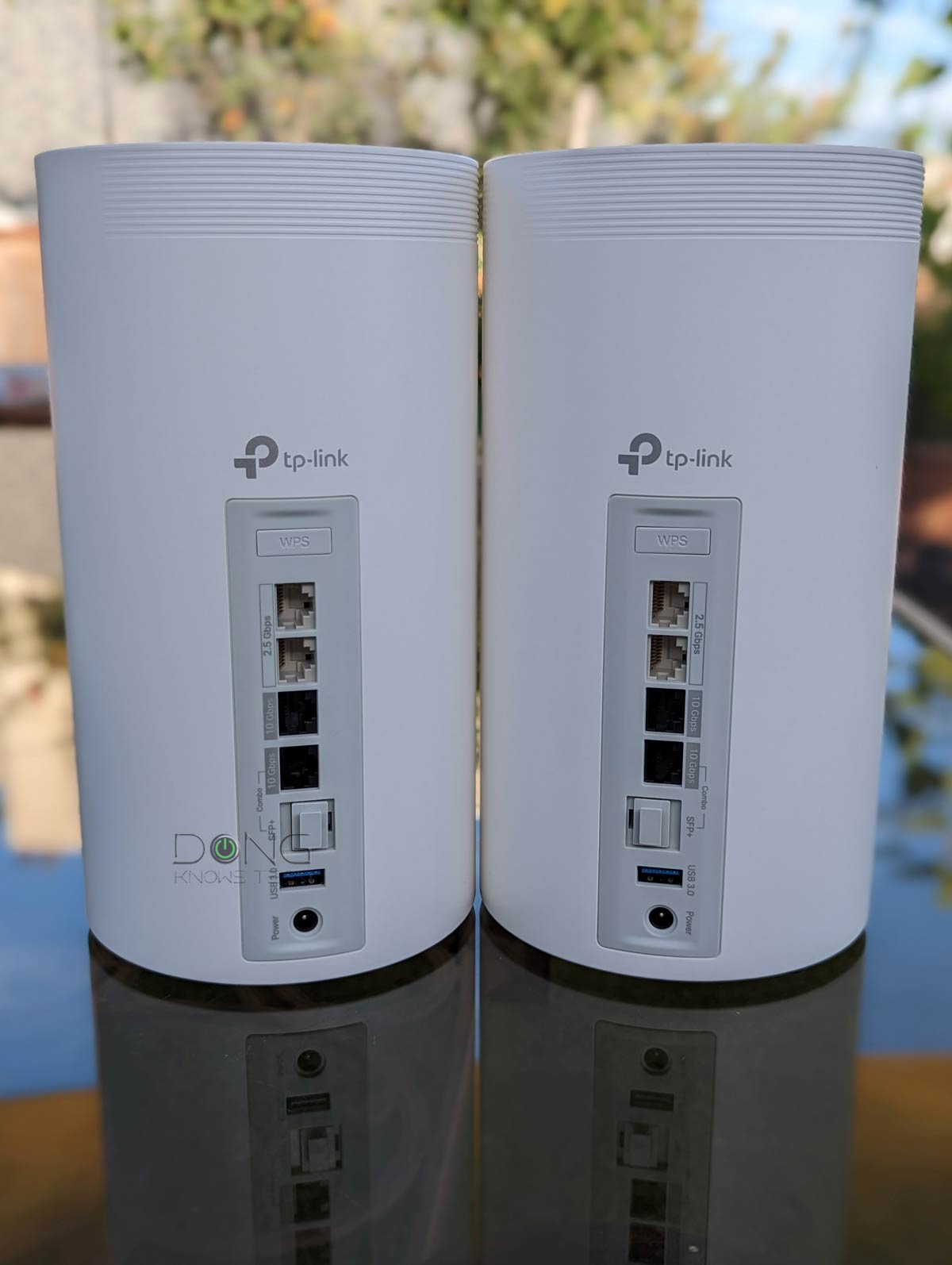 TP-Link Deco BE95 BE33000 Mesh Review (vs. Deco BE85): More on Paper, Less in Reality 5 TP-Link Deco BE95 vs. Deco B85 Ports