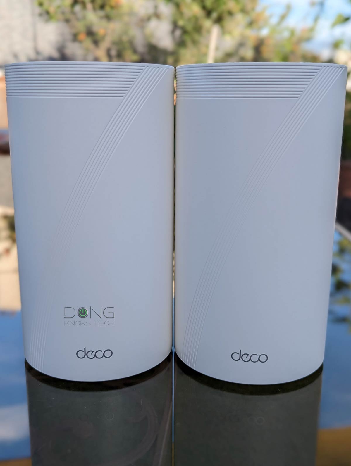 TP-Link Deco BE95 BE33000 Mesh Review (vs. Deco BE85): More on Paper, Less in Reality 4 TP-Link Deco BE95 vs. Deco BE85 Front