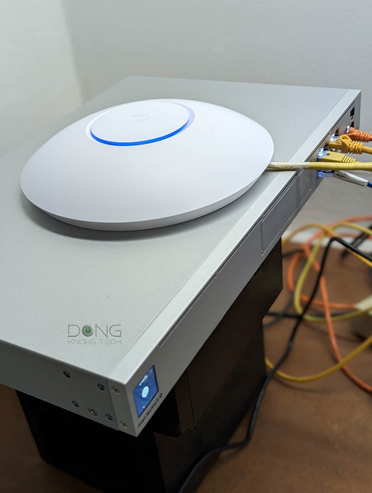 Amazon eero PoE Gateway Review: A Flawed and Overpriced Multi-Gig Router 9 Ubiquiti UniFi Dream Machine Special Edition UDM-SE Hosting the U6 Enterprise Access Point